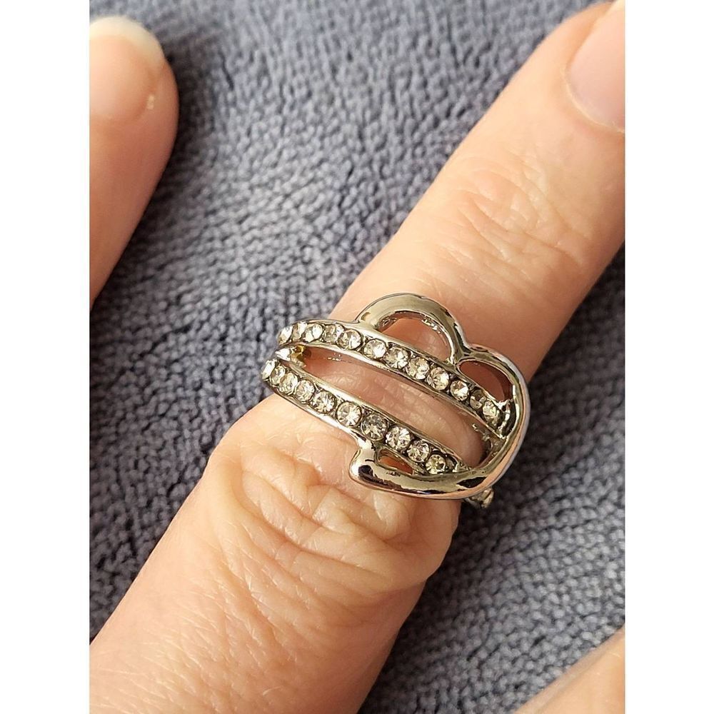 Heart Ring - Picture 2 of 7